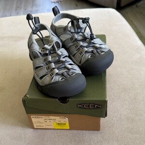 Keen Gray and Black Outdoor Sandals